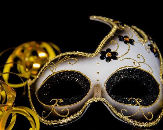 חליפות לנשף סיום יב