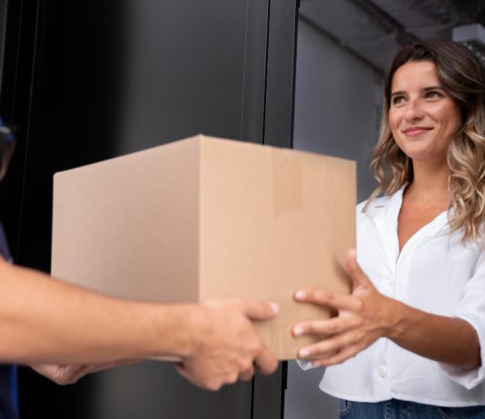 שירות שליחים מהיום להיום