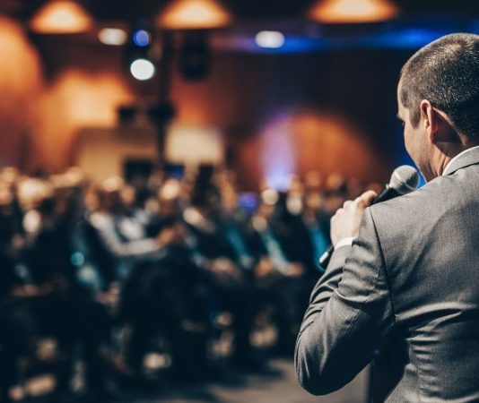 ערב גיבוש לעובדים: חוויה מגבשת ומעצימה לצוות