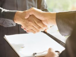 השקעה בביטוח: כיצד למצוא את הסוכנות המתאימה לך